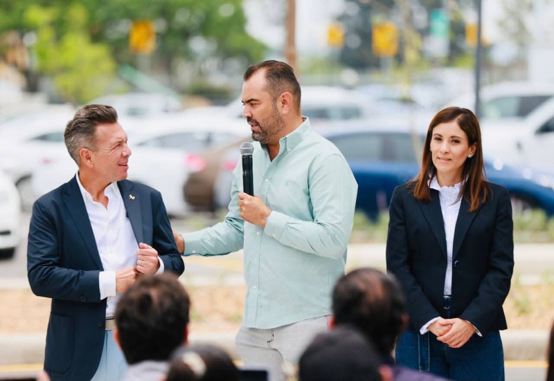 Gerardo Quirino celebra la llegada de la Línea 5 Macro Aeropuerto